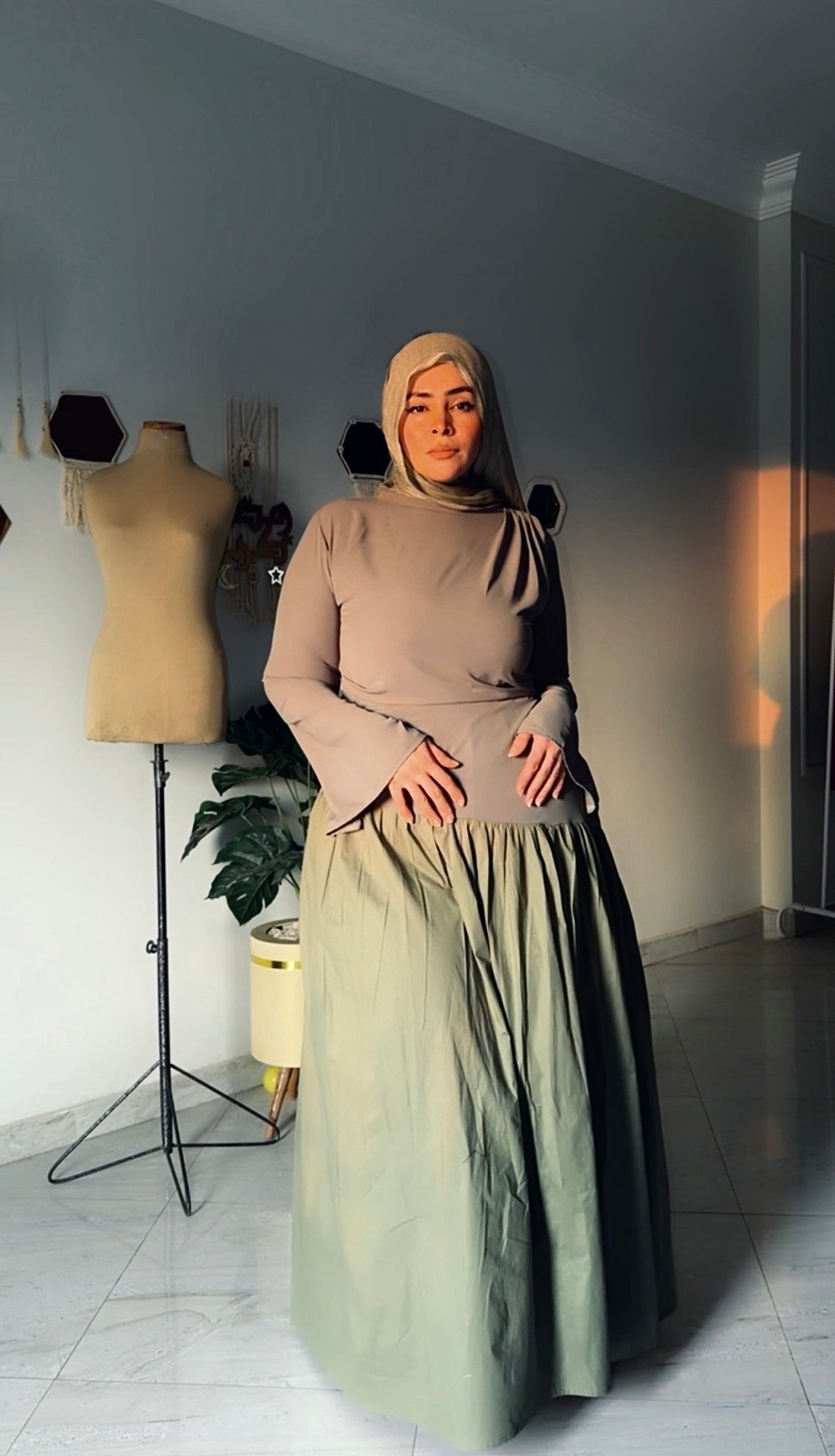 "زيتونة" dress