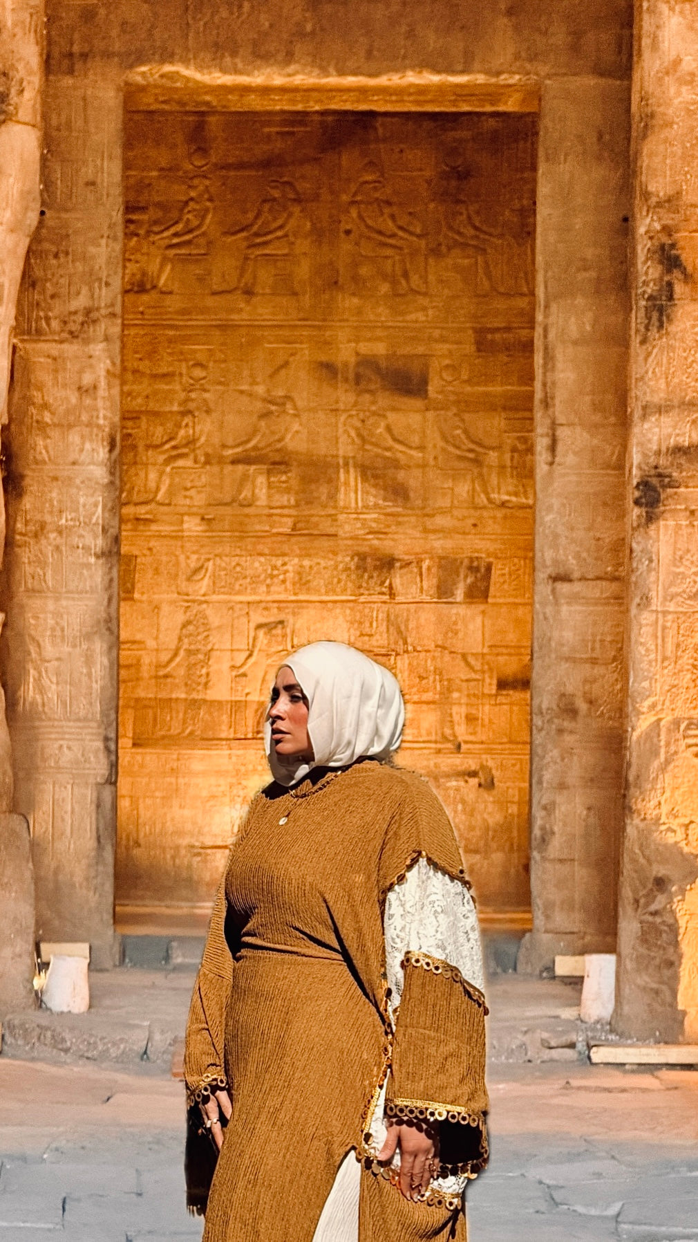 "شُموس" Kaftan