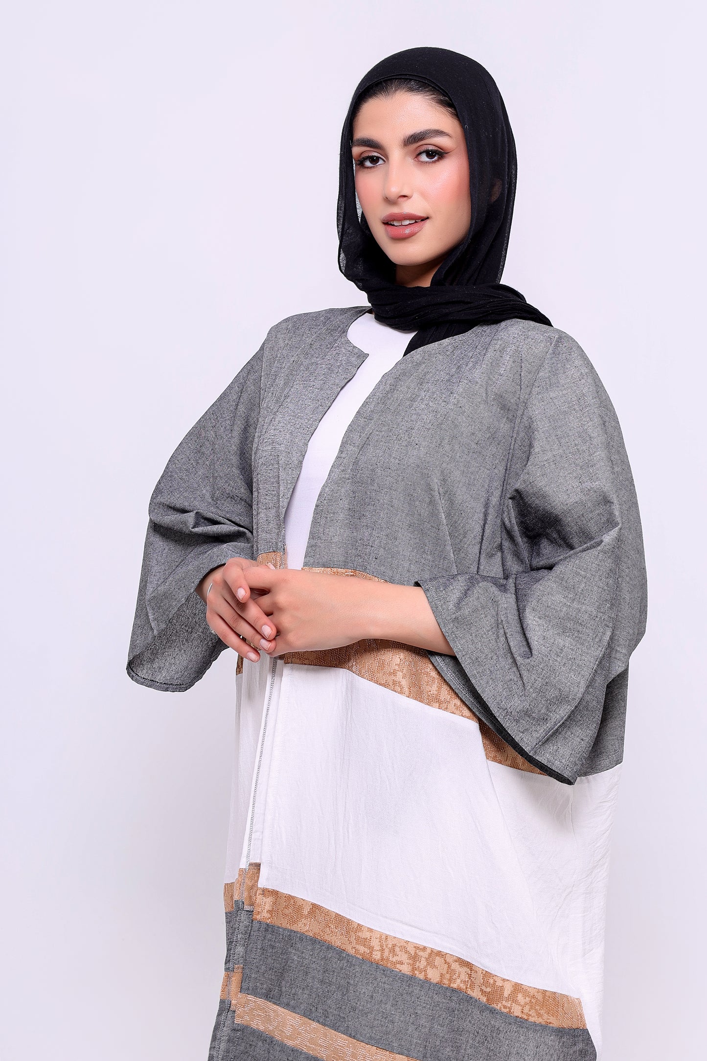 Shadows Abaya (ظلال)