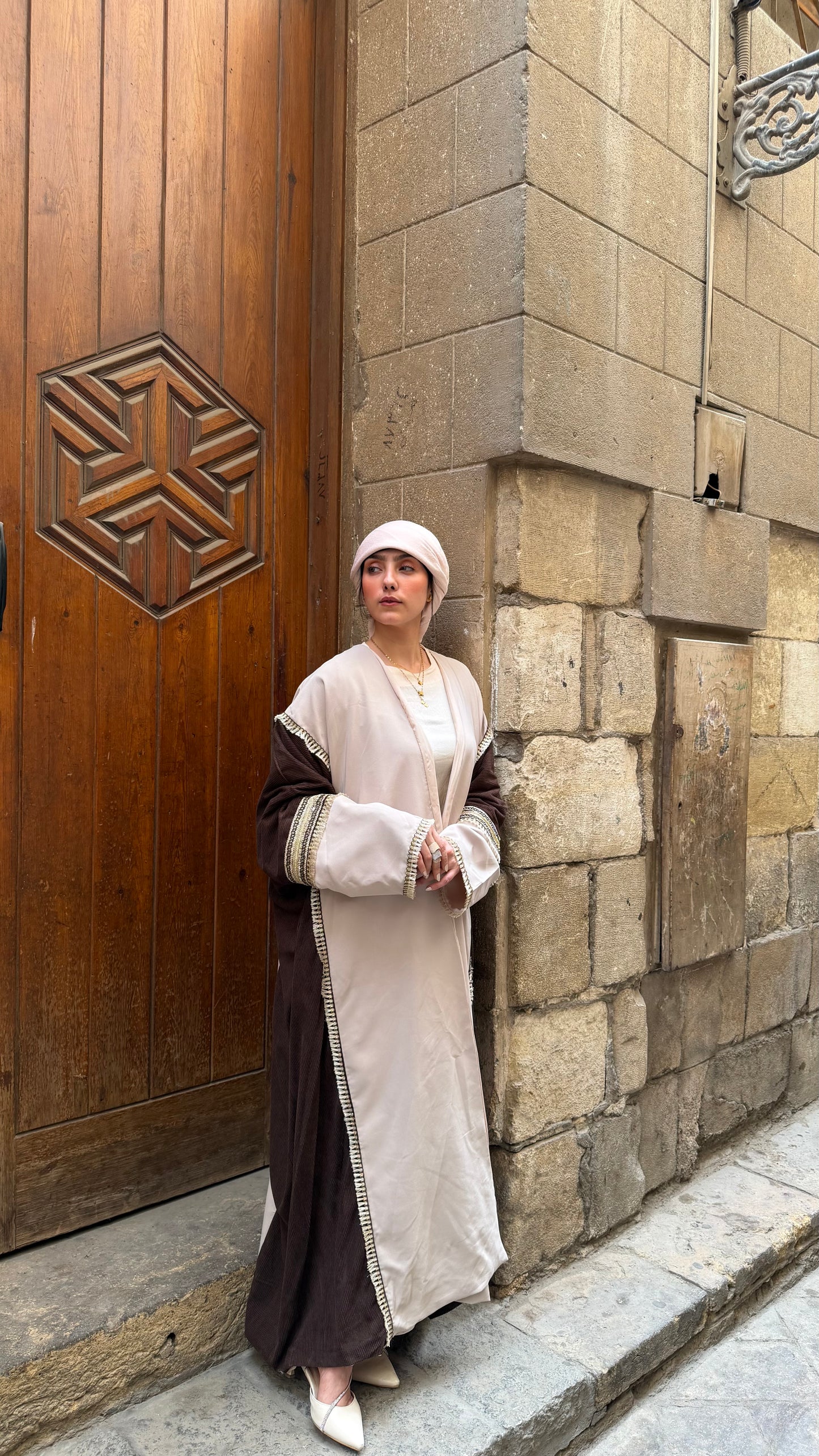 "وَقار" Kaftan/Abaya