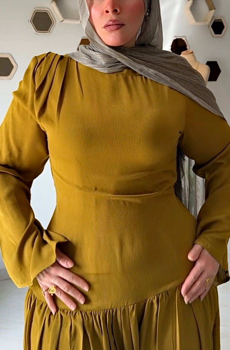 "كهرمان" dress